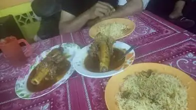 Edy Ayam Berlada