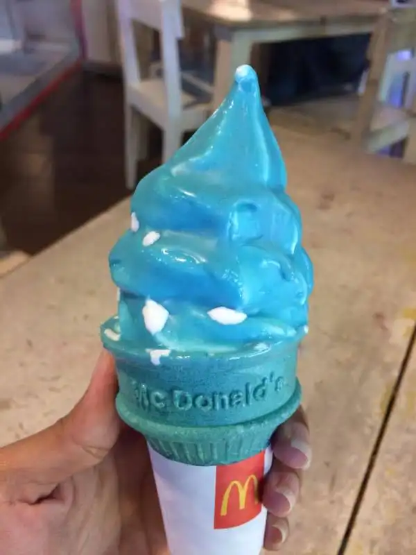 Gambar Makanan McDonald's Ice Cream 11