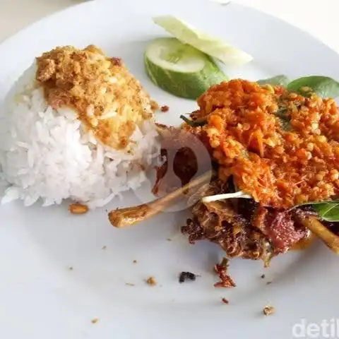 Gambar Makanan LESEHAN DUA SAUDARA 10