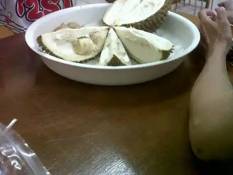 Rumah Duren, Food Hall