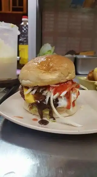 GGR Burger Station Food Photo 1