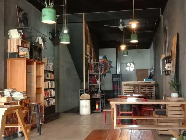 Gambar Makanan Segitiga Coffee & Roastery 6