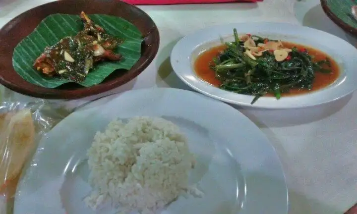 Gambar Makanan Pecel Lele Hajjah IR 9