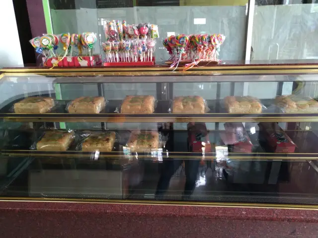 Gambar Makanan Permata Bakery & Cake 6