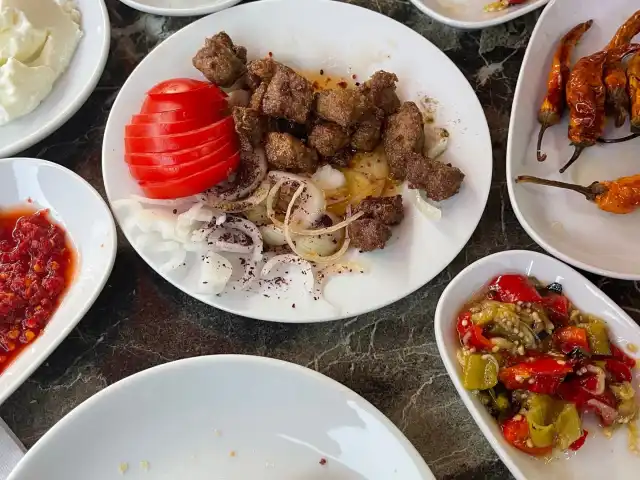 Meşhur Selimiye Edirne Tava Ciğeri'nin yemek ve ambiyans fotoğrafları 2