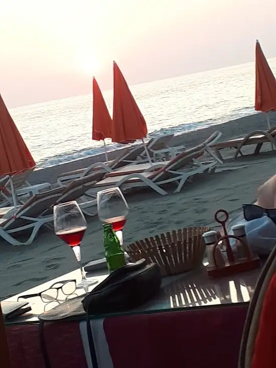 Cemsa beach park Plaj Restaurant'nin yemek ve ambiyans fotoğrafları 16