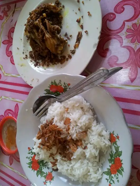 Gambar Makanan Nasi Uduk - Ayam Goreng "Jl. Buni" 6