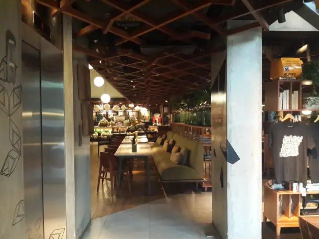 Gambar Makanan 127 Cafe - Kosenda Hotel 3