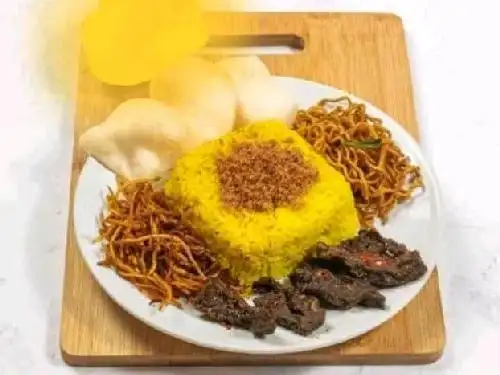 Nasi Kuning Massipa, Tamalate