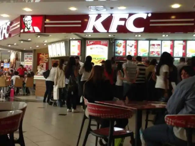 KFC'nin yemek ve ambiyans fotoğrafları 28