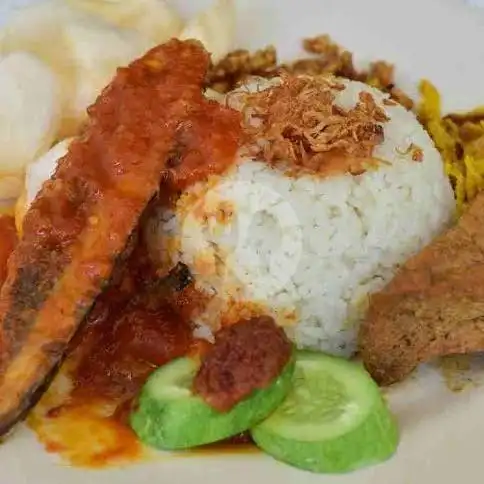 Gambar Makanan Nasi Kuning, Nasi Uduk, Nasi Goreng Raja Nusantara, Dago 12
