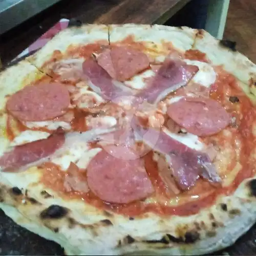 Gambar Makanan Warung Napoli Pizza & Pasta, Sunset Road 6