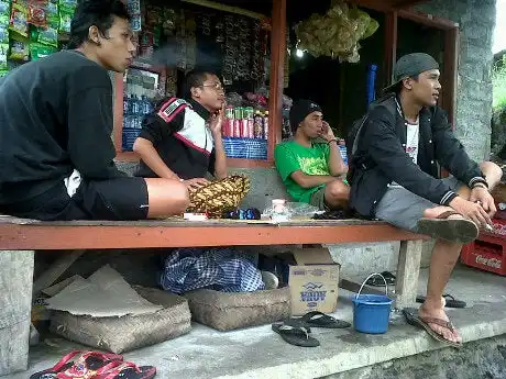 Warung dadong dauh