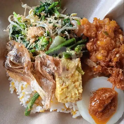 Gambar Makanan Nasi Kuning, Ayam Pedas Banyuwangi Dan Aneka Es, Racikan Nenek 3