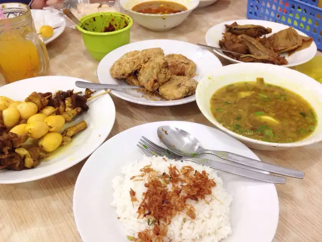 Gambar Makanan Soto Madura Bpk H Ngatidjo 5