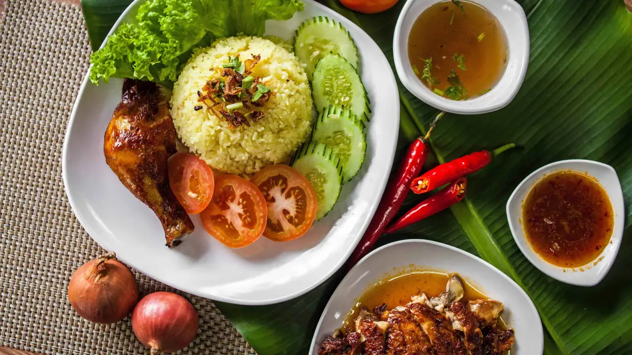 LEBAI PA NASI AYAM 3 RASA