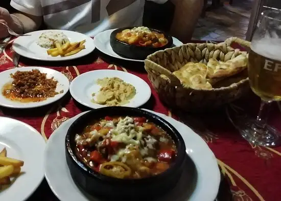 Erhan Restaurant'nin yemek ve ambiyans fotoğrafları 23