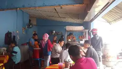 Warung Nasi Ayam Abang Joi