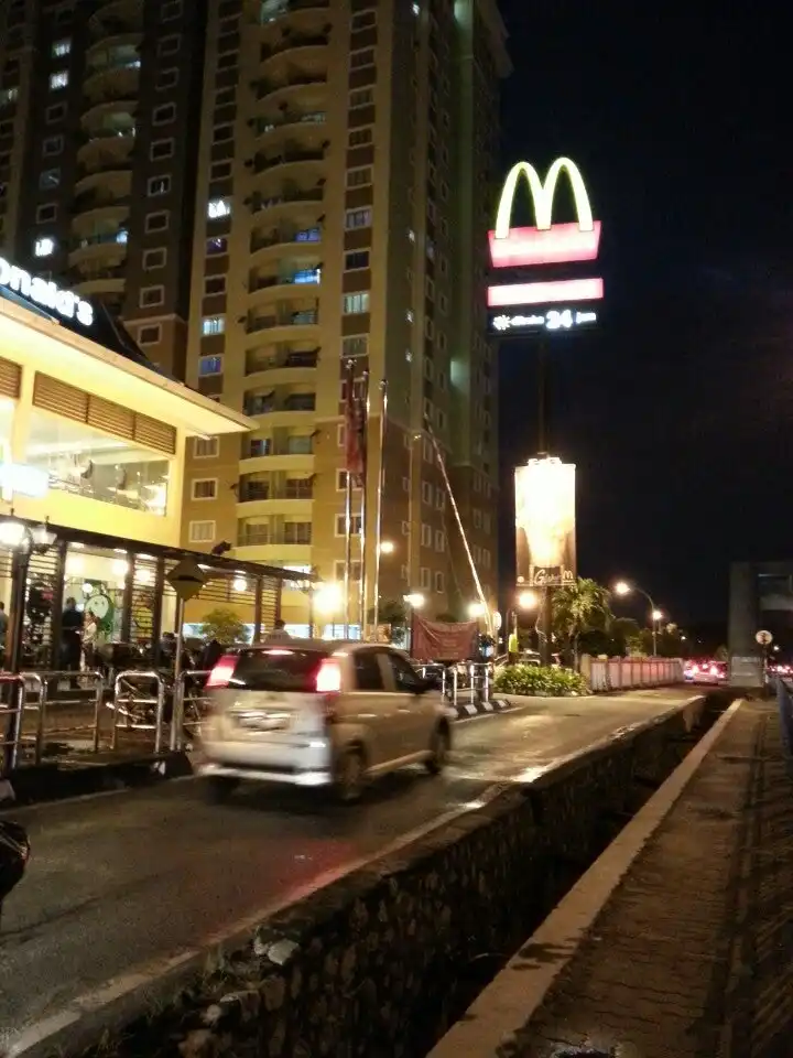 McDonald's / McCafè