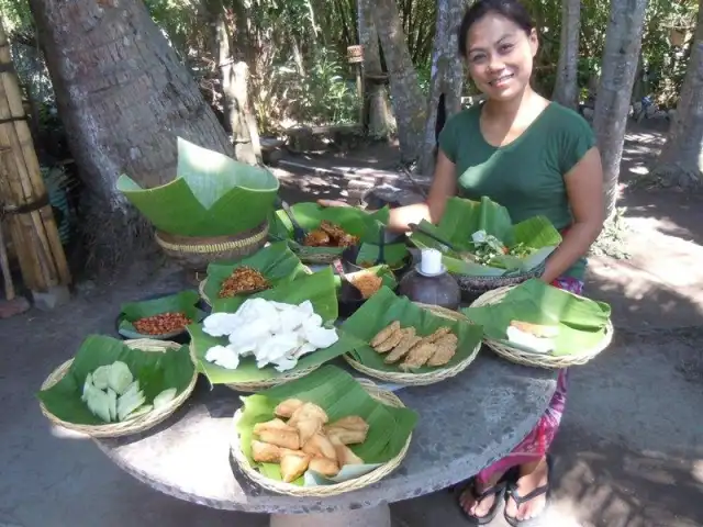 Balinese Organic Traditional Food and Culture Experience
