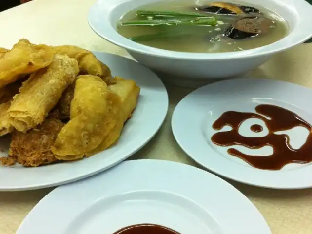 Restoran Home Town Yong Tow Foo Food Photo 9