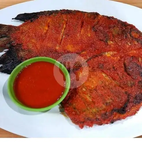 Gambar Makanan Ikan bakar Bu Tres d.h Ikan Bakar Pak Tris, Cokroaminoto 6