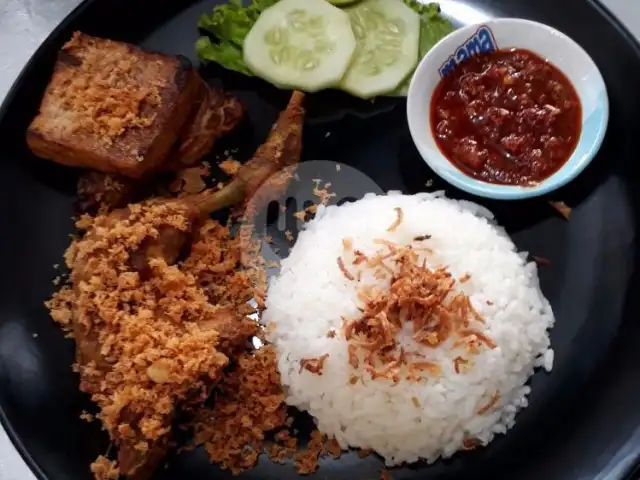 Gambar Makanan Waroeng Ayam Kremes MU, Padang 1