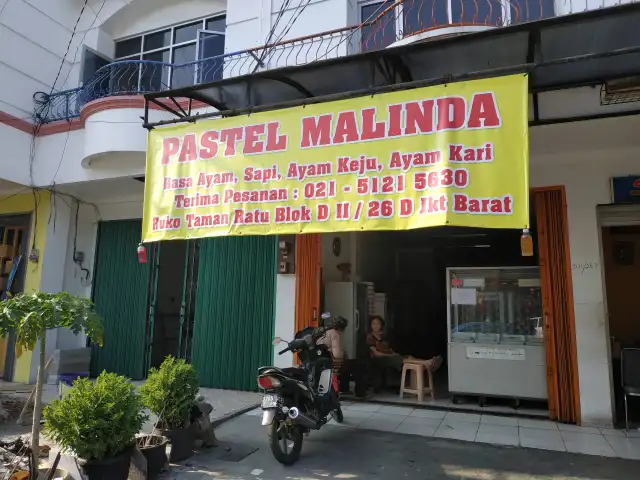 Gambar Makanan Pastel Malinda 2