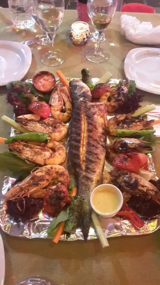 Saltanat Balık ve Kebap Evi'nin yemek ve ambiyans fotoğrafları 26