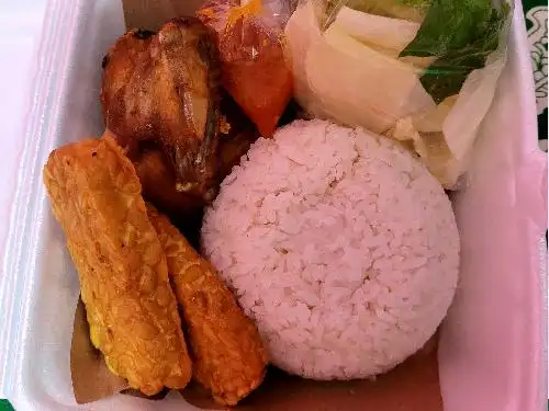 AYAM KREMES & PENYETAN ARJUNA, Jl. Arjuna