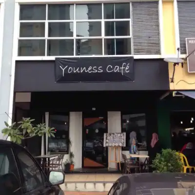 Youness Cafe