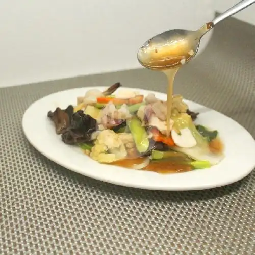 Gambar Makanan The Kitchen Resto Hotel HORISON, Pekalongan 6