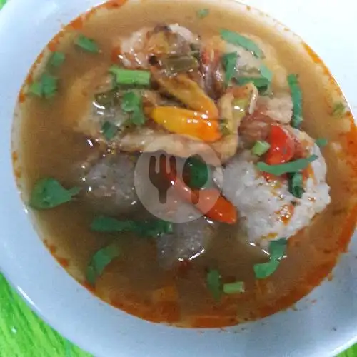 Gambar Makanan Bakso dan sosis kuah pedas, Apartement Mutiara Bekasi 9