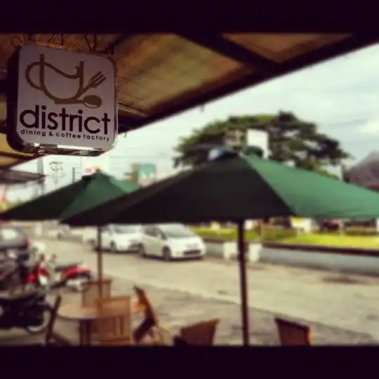 Gambar Makanan District Cafe (dining and coffee factory) 11