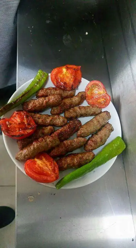 Kuzu Çevirme Sırık Kebabı'nin yemek ve ambiyans fotoğrafları 7