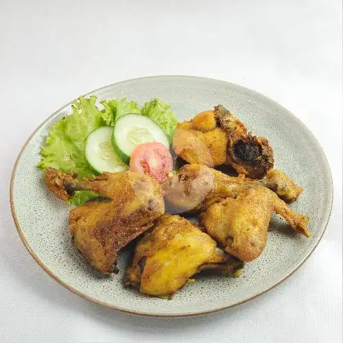 Gambar Makanan Ayam Goreng Rempah Banget Hj. Toyib, Karang Gayam, Depok 12