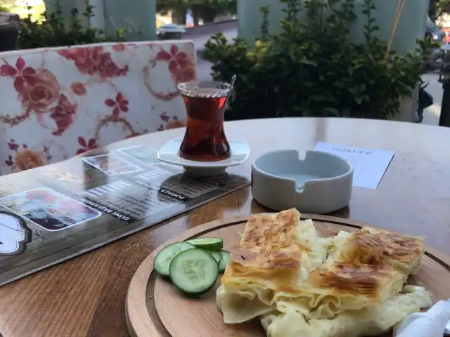 İkizler Börek Hasan Usta Ataevler'nin yemek ve ambiyans fotoğrafları 5