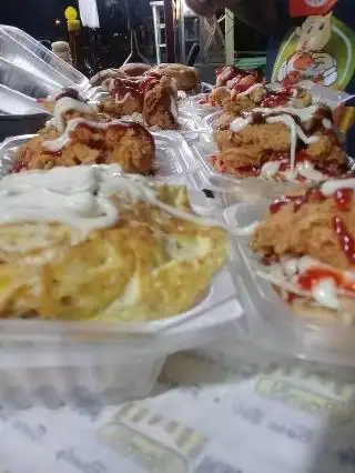 Apit Burger Chicken Goreng Food Photo 1