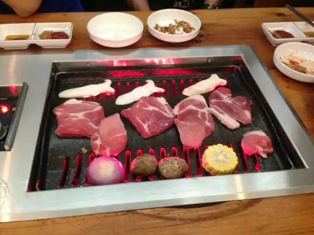 JJ Kimbab Korean BBQ Restaurant Food Photo 15