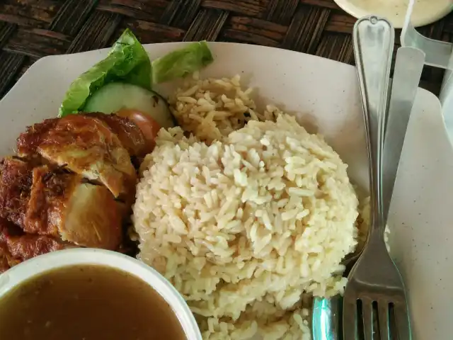 Restoran Pohon Kitchen Food Photo 5