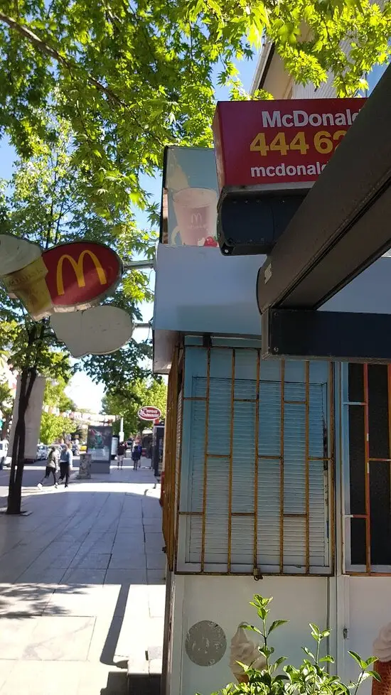 McDonald's'nin yemek ve ambiyans fotoğrafları 32