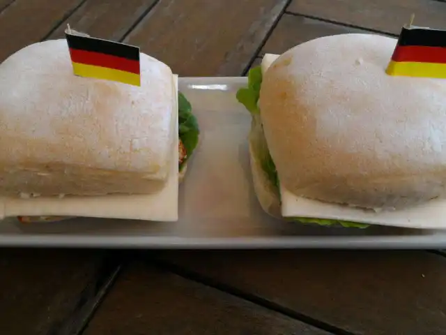 Gambar Makanan Mahlzeit n das Brot Bistro 15