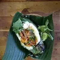 Gambar Makanan Nasi Bakar & Jinggo Sambal Roa, Taman Pancing 7