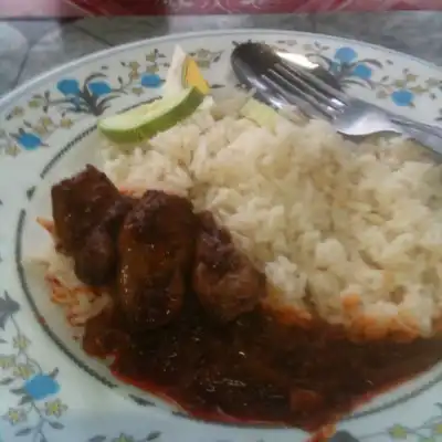 Nasi Lemak Sambal Sotong