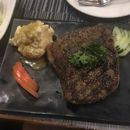 Kaijo Steaks and Ramen