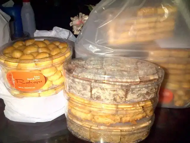 Gambar Makanan Toko Roti Rahayu Malang 1
