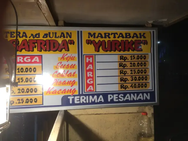 Gambar Makanan Terang Bulan Safrida dan Martabak Yunike 3