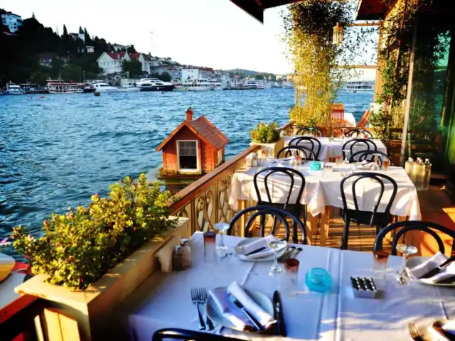 Galatasaray Adası Aslan Restaurant'nin yemek ve ambiyans fotoğrafları 15
