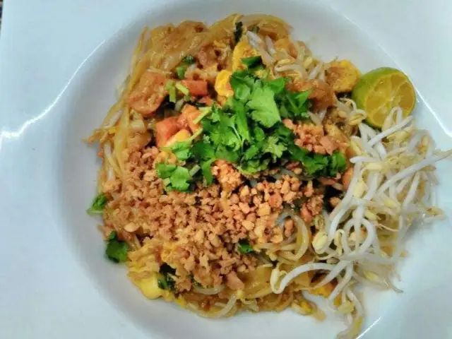 Sen Lek Thai Noodle Food Photo 5