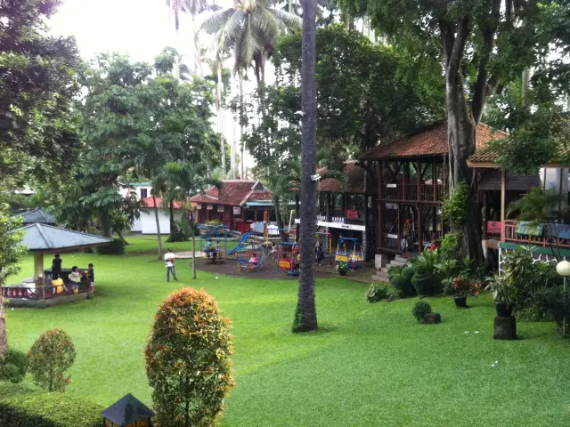 Gambar Makanan Restoran Taman Ayam Panggang Situ Gintung 7